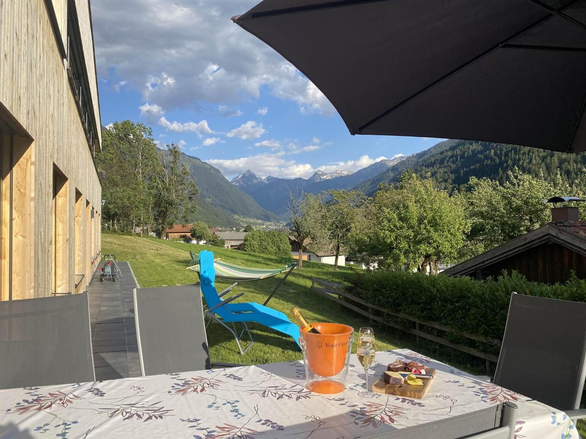 Haus Albuin Daire Sankt Gallenkirch Dış mekan fotoğraf